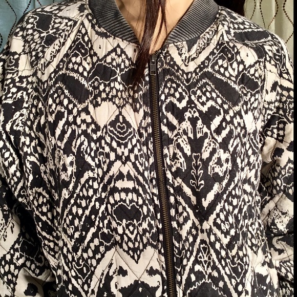 Free People Black Beige Zip Up Quilt BOHO Jacket M - Picture 2 of 8